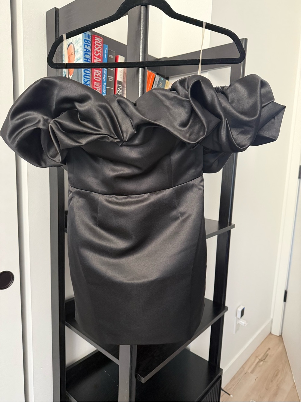 Post Meridiem Black Off-Shoulder Ruffle Mini Dress. Size M - Picture 3 of 11